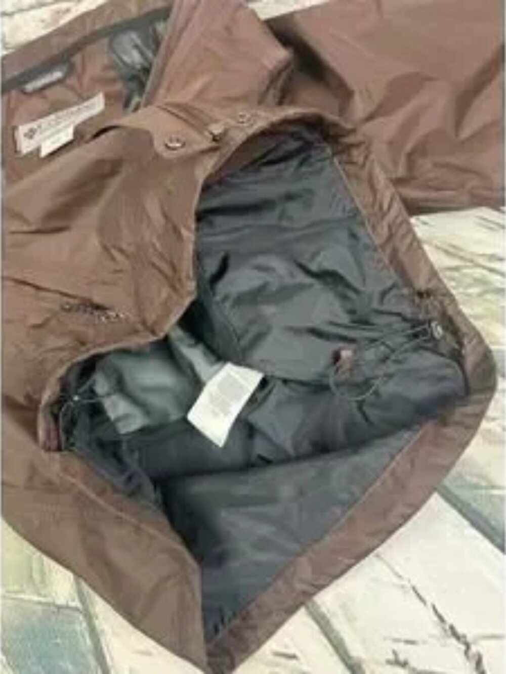 Columbia Sportswear Titanium hooded rain jacket - Picture 5 of 6